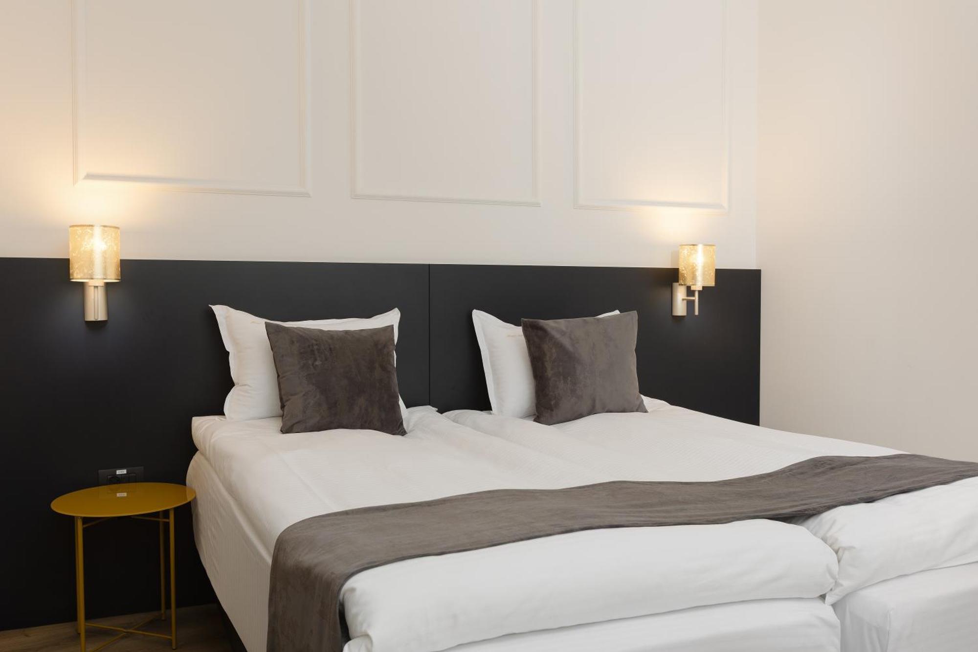 Hotel Atria Braşov Eksteriør billede